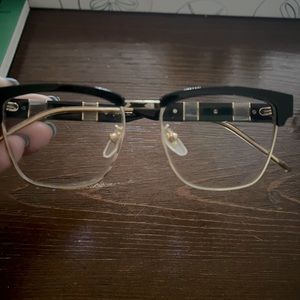 Gucci prescription glasses
